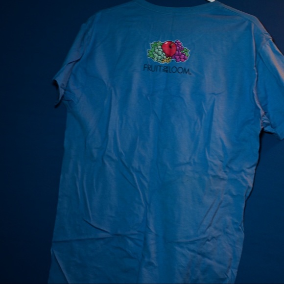 Fruit of Loom Shirt - Picture 6 of 6